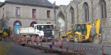 Hellio assiste la commune de Besse-et-Saint-Anastasie (63) dans l'installation d'une chaufferie bois